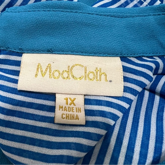 ModCloth Sheer Sleeveless Blue/White Stripe Blouse Pineapple Embroidery Size 1X - Picture 4 of 11